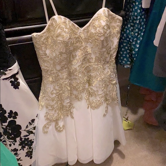 Dress - Picture 1 of 1
